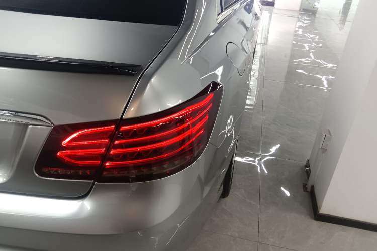 Used Mercedes-Benz E-Class 2016 E 200 Coupe Dynamic Edition Exterior 6