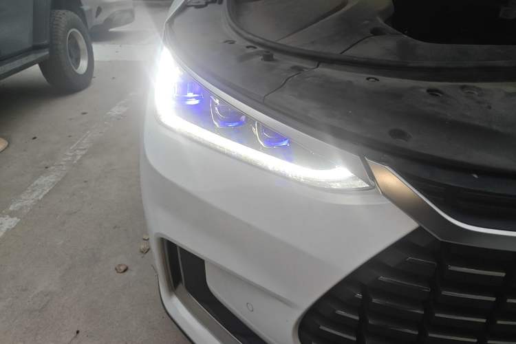 Used BYD Tang New Energy 2021 EV Four-Wheel Drive High-Performance Luxury Model
