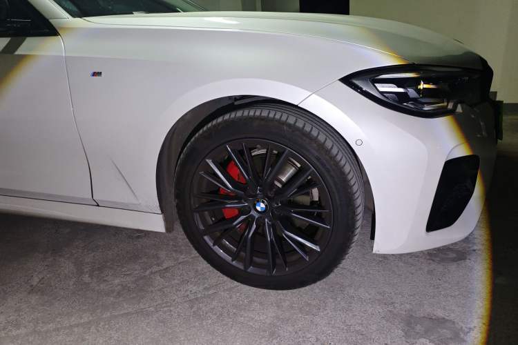 Used BMW 3 Series 2021 Facelifted 325Li M Sport Night Edition Package Right Front Wheel Hub