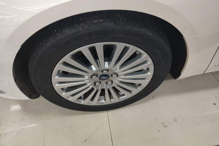 Used Ford Taurus 2015 EcoBoost 245 Luxury Model