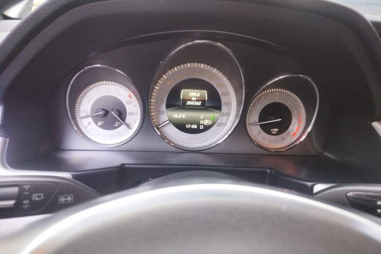 Used Mercedes-Benz GLK-Class 2015 GLK 300 4MATIC Fashion Edition Ultimate Version
