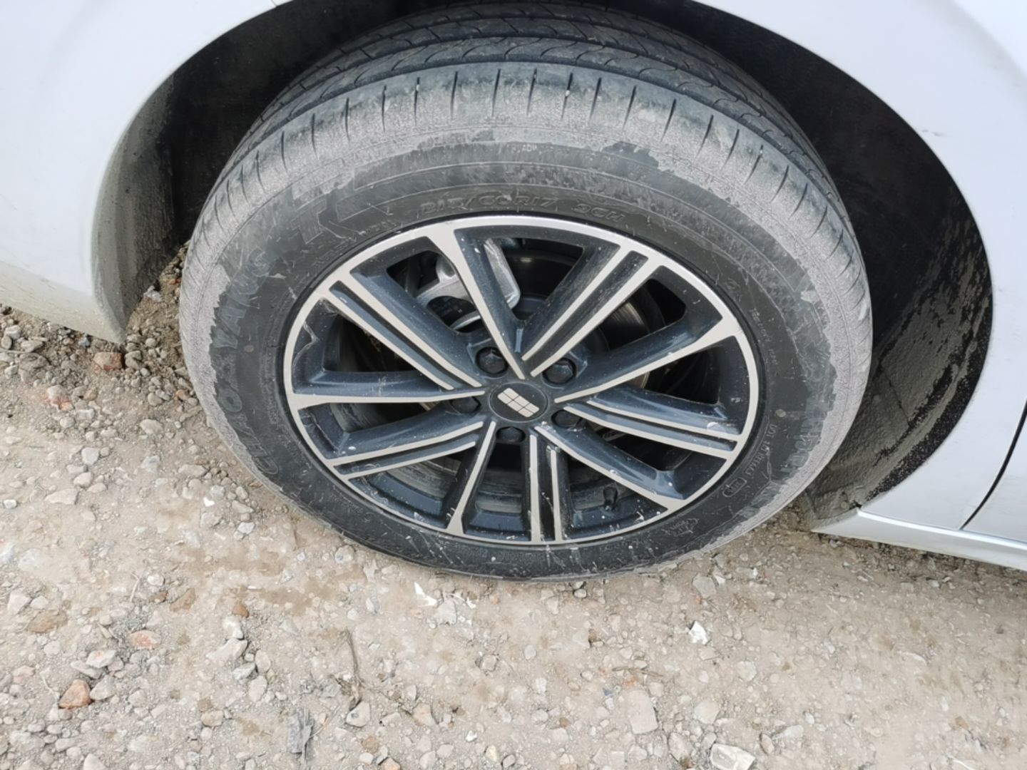 Geely Galaxy A7 2025 Model EM-i 70km Launch Edition — снимка 11