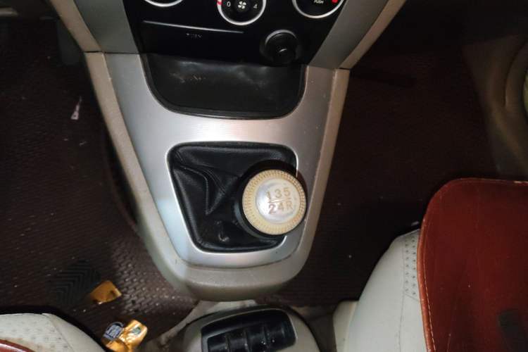 Used Hyundai Tucson 2009 2.0L Manual Two-Wheel Drive Fashion Edition
