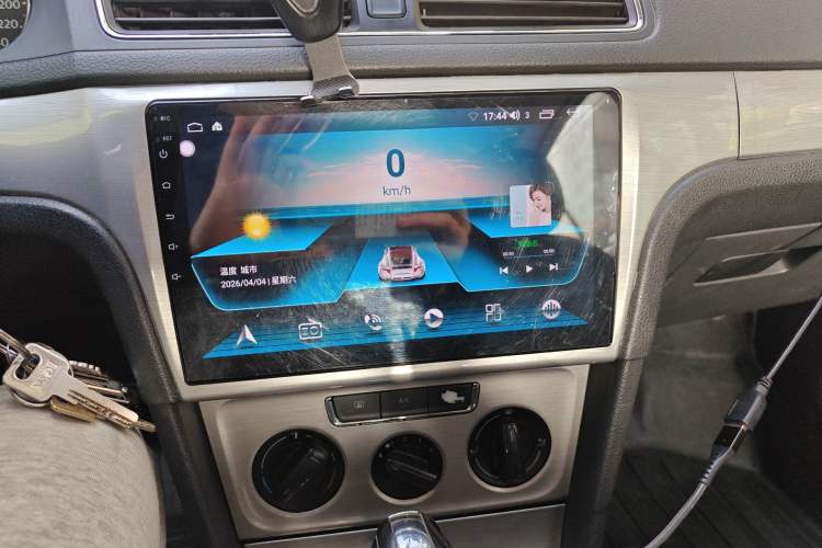 Used Volkswagen Lavida 2013 Revised Classic 1.6L Automatic Fashion Edition