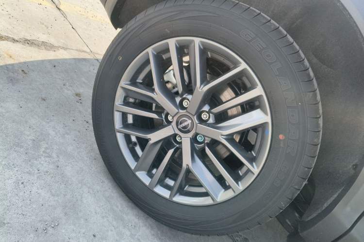 Used Nissan Qashqai 2025 Facelifted Honor 2.0L CVT XV Genuine Edition Exterior 5