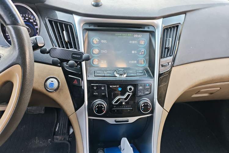 Used Hyundai Sonata 2011 2.0L Automatic Luxury Edition