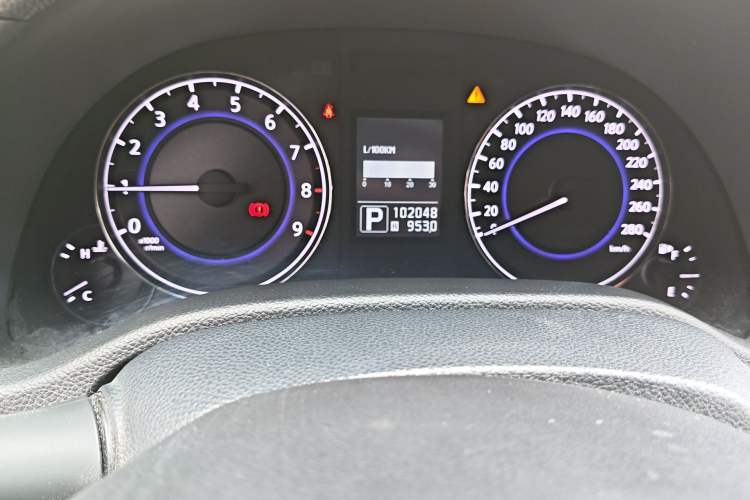 Used Infiniti G Series 2013 G25 Sedan Luxury Sport Edition Odometer Close Up