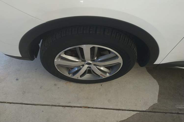 Used Haval H6 2017 Red Label 2.0T Automatic Two-Wheel Drive ZhiShang Model