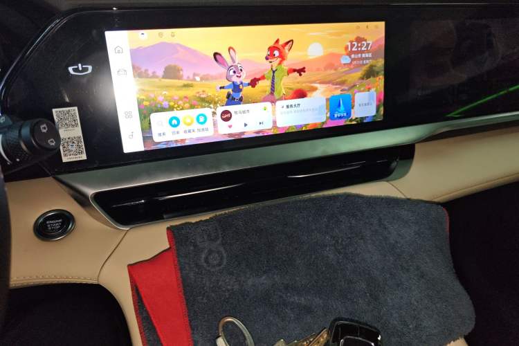 Used Geely Auto Monjaro L 2025 Dongfang Yao 2.0TD Automatic Jinzhao Edition Audio And AC Panel