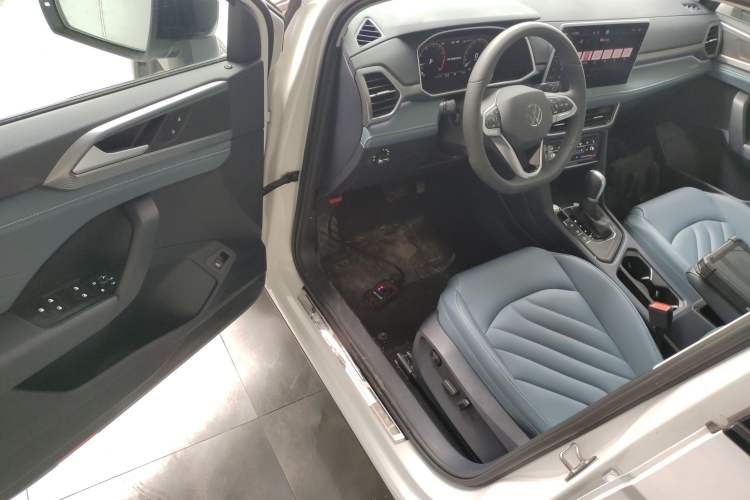 Used Volkswagen Tharu 2024 300TSI Two-Wheel-Drive Moon Luxury Edition