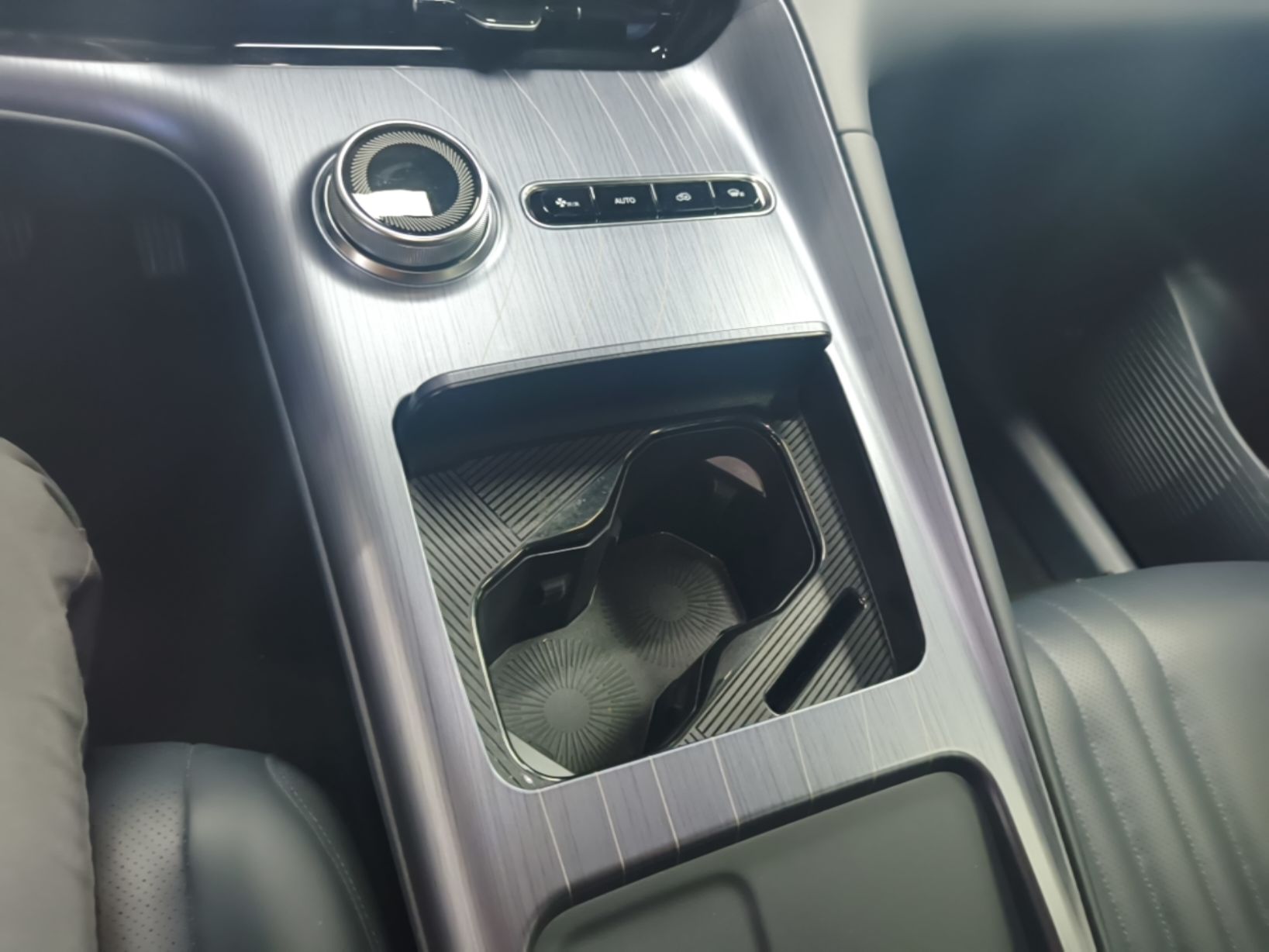 Geely Galaxy E5 2026 Model 610km Exploration+ Edition — снимка 18