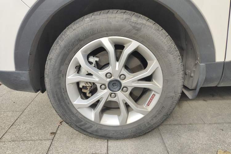 Used Haval H2s 2018 Red-Label 1.5T Dual-Clutch ZhiShang Model Left Front Wheel Hub