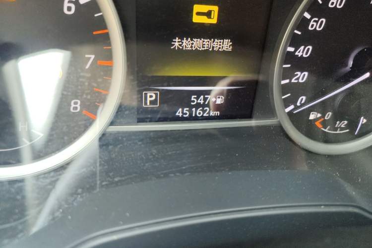 Used Nissan Tiida 2021 1.6L CVT Smart Drive Edition Odometer Close Up