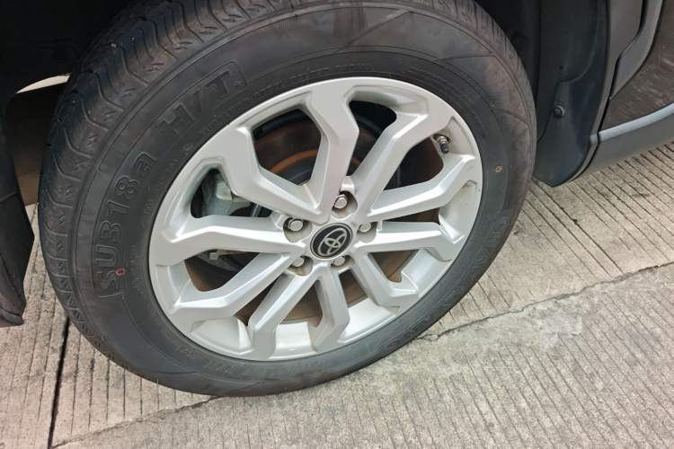 Used Toyota FRONTLANDER 2023 2.0L CVT Elite Edition
