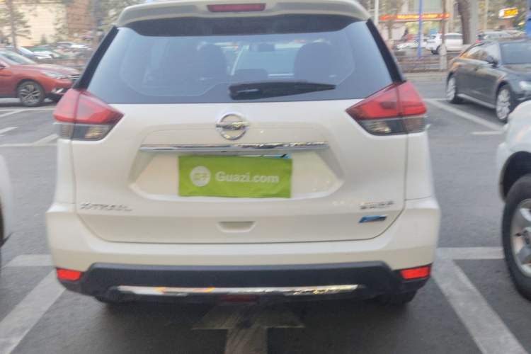 Used Nissan X-Trail 2017 2.0L CVT Comfort Edition 2WD Rear