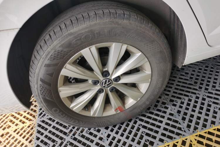 Used Volkswagen Lavida 2023 New Sharp 1.5L Automatic Excellent New Edition