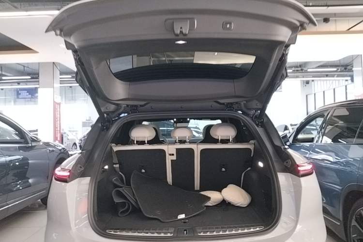 Used Nio ES6 2023 75 kWh
