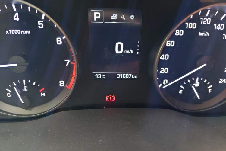 Used Hyundai Elantra (6th Generation / Lingdong) 2016 1.6L Automatic ZhiXuan · Luxury Version