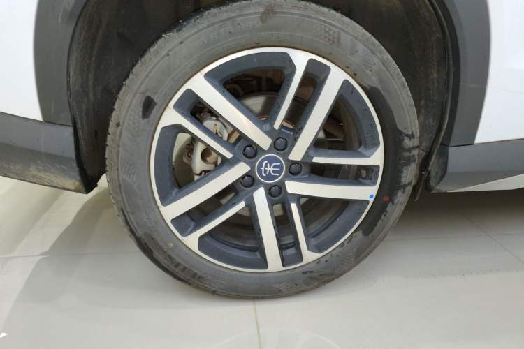 Used BYD Song L DM-i 2025 Intelligent Driving Version 112 km Beyond-Range Type
