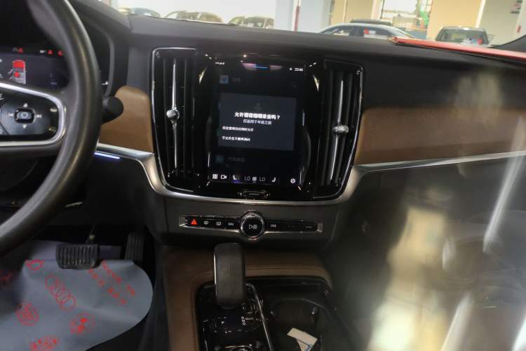 Used Volvo S90 New Energy 2022 Restyled T8 E-Drive Hybrid Zhiyi Luxury Edition