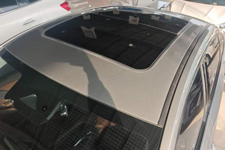 Used Chery Arrizo 8 2023 High-Performance Edition 2.0T DCT Powerfully Equipped Roof