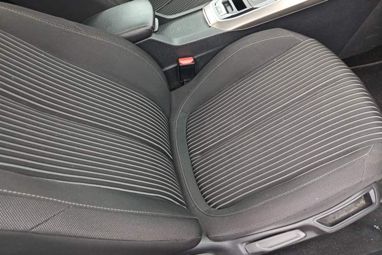 Used Peugeot 408 2014 1.8L Automatic Luxury Edition Right Front Seat