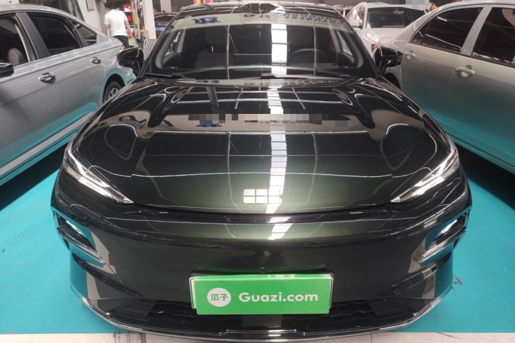 Used Geely Galaxy 8 2025 130km EM-P Starship Edition
