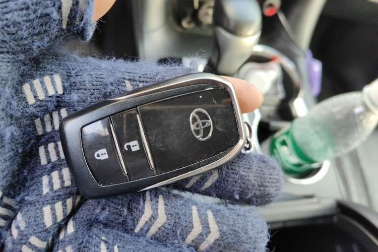 Used Toyota Highlander 2015 2.0T Two-Wheel Drive Luxury Edition 7 Seats
