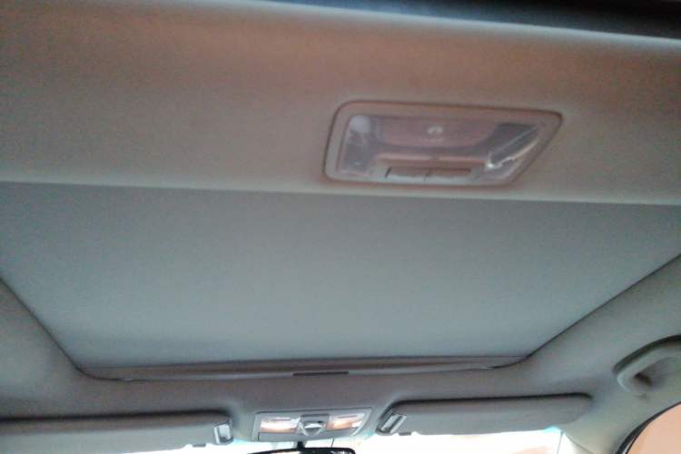 Used Kia Sorento 2012 2.4L Gasoline Luxury Edition