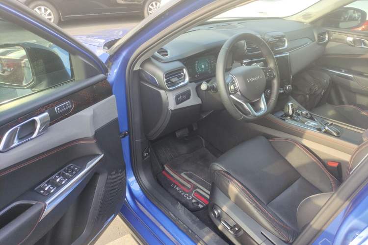 Used Lynk & Co 02 2018 2.0T DCT 4x4 Sport Pro Edition China V Standard