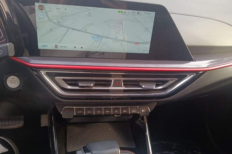 Used Oshan X5 2021 1.6L CVT Luxury Model
