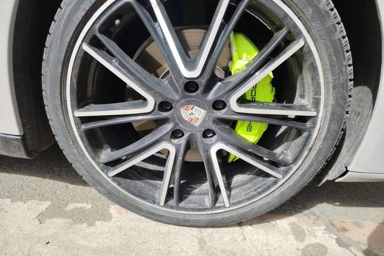 Used Porsche Panamera 2010 Panamera 4 3.6L
