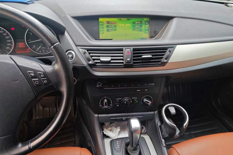 Used BMW X1 2013 sDrive18i Fashion Model
