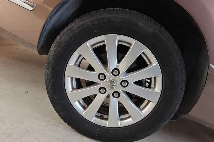 Used Buick GL8 2018 28T Luxury Model China VI Standard
