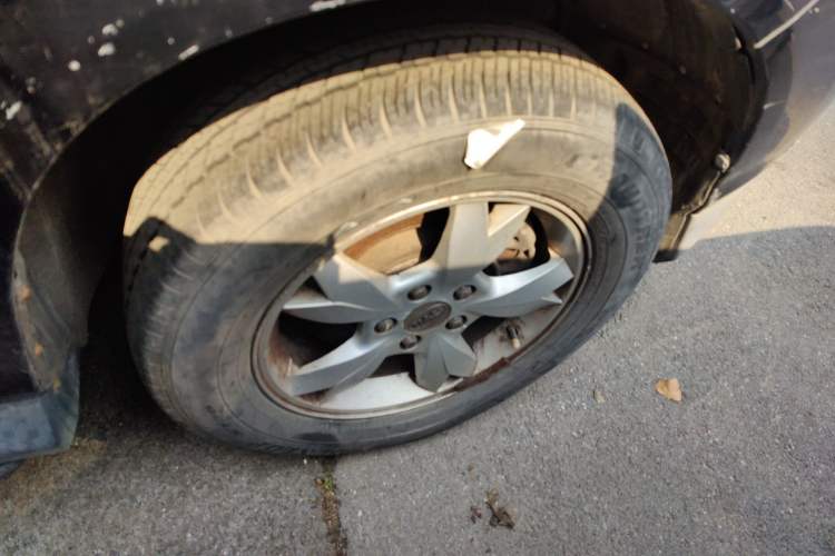 Used BYD S6 2012 2.0L Manual Luxury Version