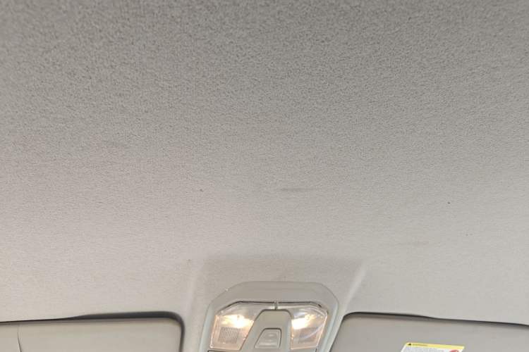 Used SAIC MAXUS T60 2017 2.8T Diesel Automatic 4x4 High-Ride Elite Long-Body China V Standard