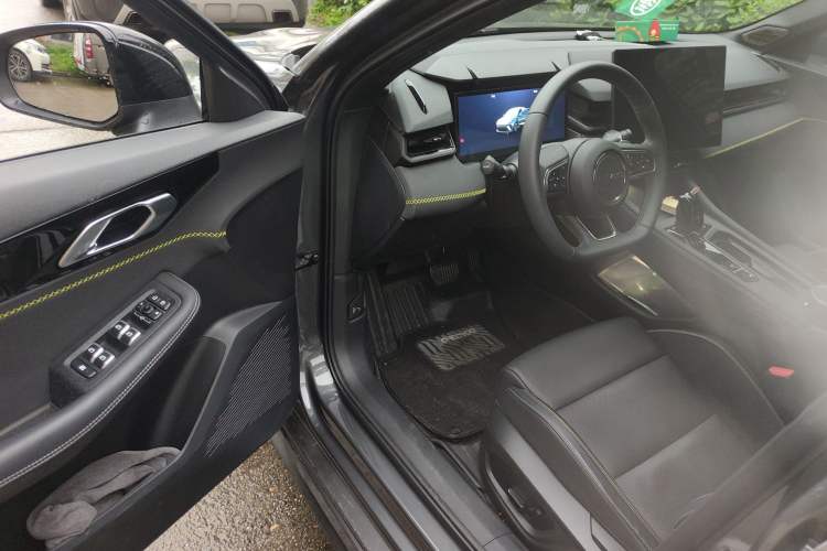 Used Lynk & Co 03 2025 1.5TD DCT Champion Edition Pro Driver Seat