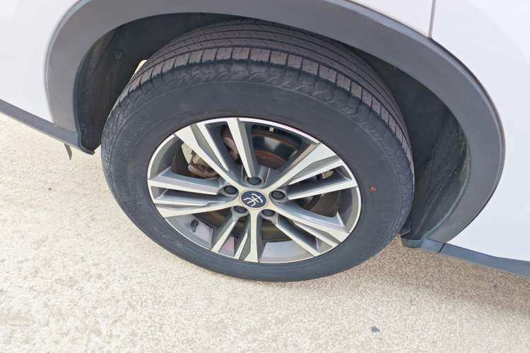 Used BYD Song Pro 2019 1.5T Automatic Prestige Model Exterior 5