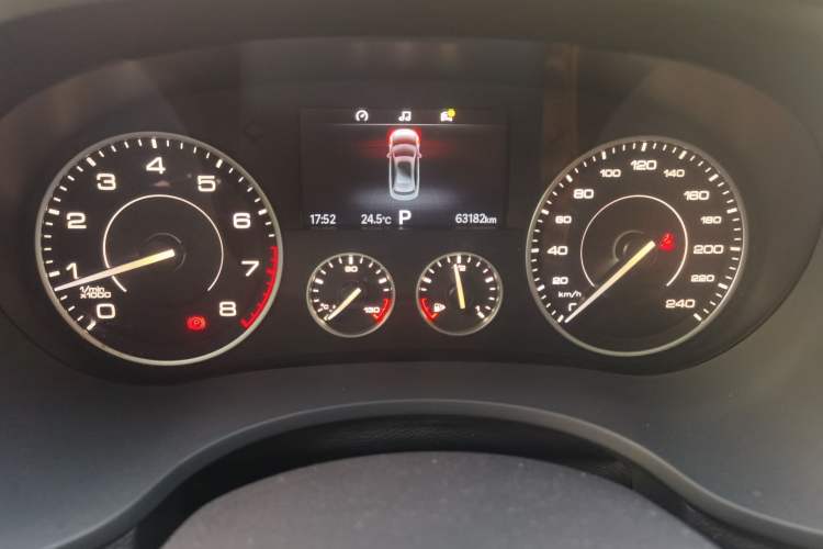 Used BORGWARD BX5 2017 25TGDI Automatic Two-Wheel Drive Sharp Model
