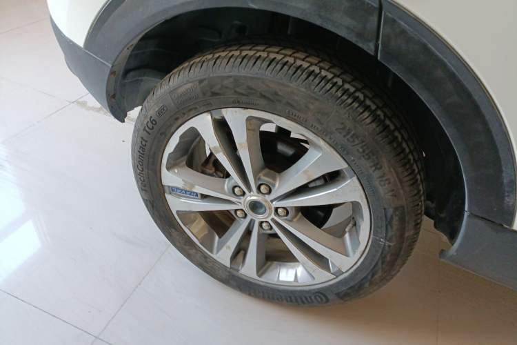 Used Haval H2s 2017 Blue Label 1.5T Dual-Clutch Luxury Model
