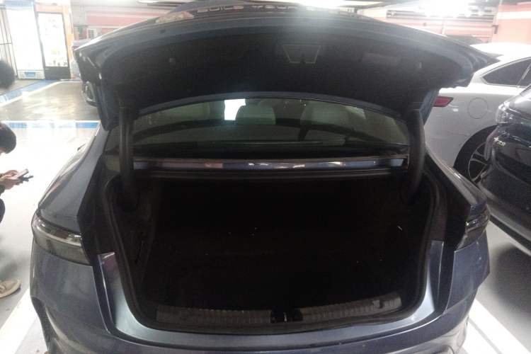 Used BYD Seal 2022 550 km Standard Range Rear-Wheel Drive Prestige Version
