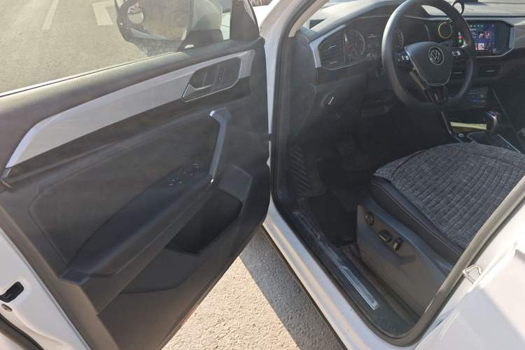 Used Volkswagen Tayron 2020 280TSI Two-Wheel Drive Luxury Connect Edition Driver Seat