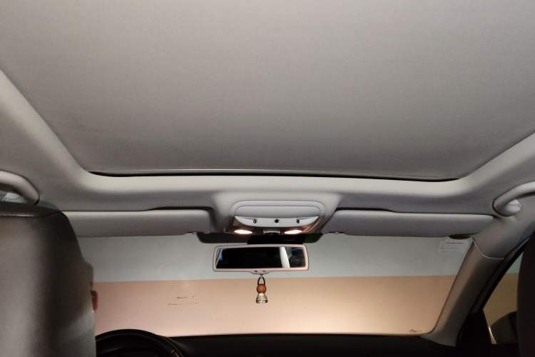 Used Skoda Octavia 2015 1.8T Yizhen Travel Edition