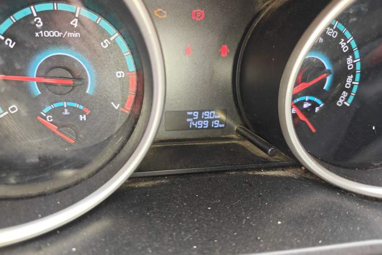 Used CHANGAN KAICHENG Ruixing S50 2018 S50V 1.5L Logistics Version 7 Seats China VI Standard Odometer Close Up