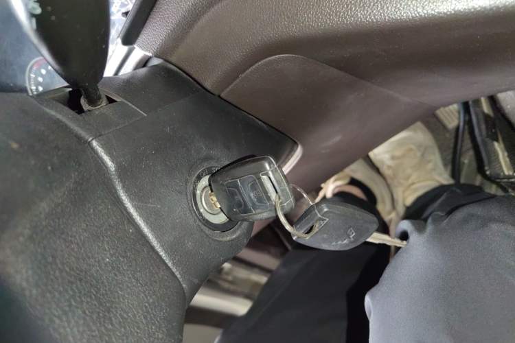 Used Wuling Hongguang V 2019 1.5L Enjoyment Version China VI LAR