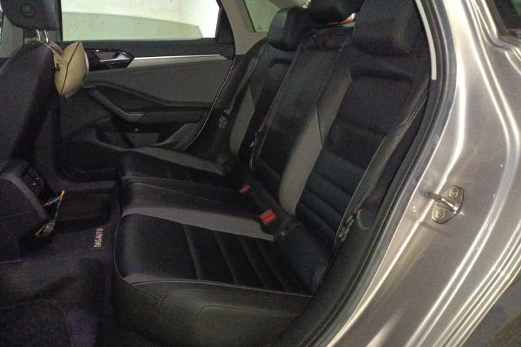 Used Volkswagen Sagitar 2019 200TSI DSG Comfort Version China VI Standard Left Rear Seat