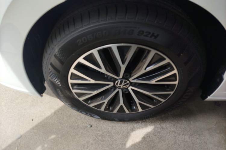 Used Volkswagen Sagitar 2025 Facelift 200TSI DSG Flyover Edition