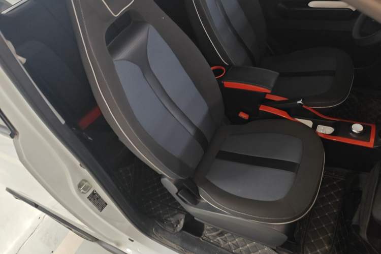 Used Wuling Hongguang MINIEV 2022 GAMEBOY 300km Play Edition Lithium Iron Phosphate Right Front Seat