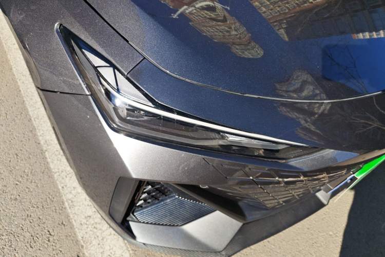 Used Changan UNI-V 2022 1.5T Prestige Version
