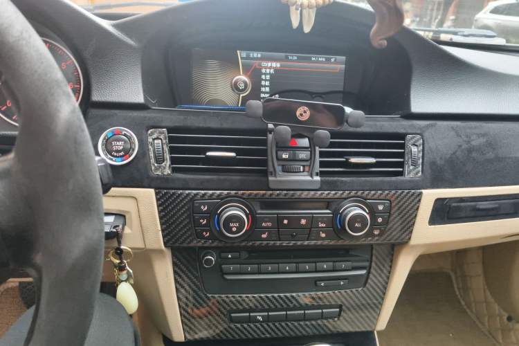 Used BMW 3 Series 2010 320i Luxury Model
